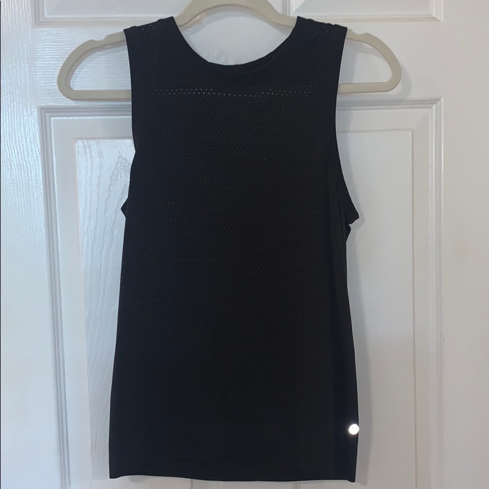 Lululemon | breeze by muscle tank | size 4